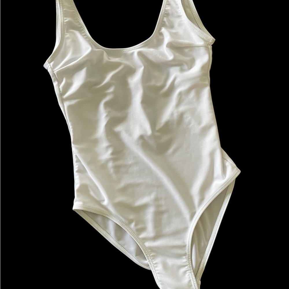 2 Bodysuits ME TO WE and PRETTY LITTLE THING - Blue and White - Picture 4 of 9